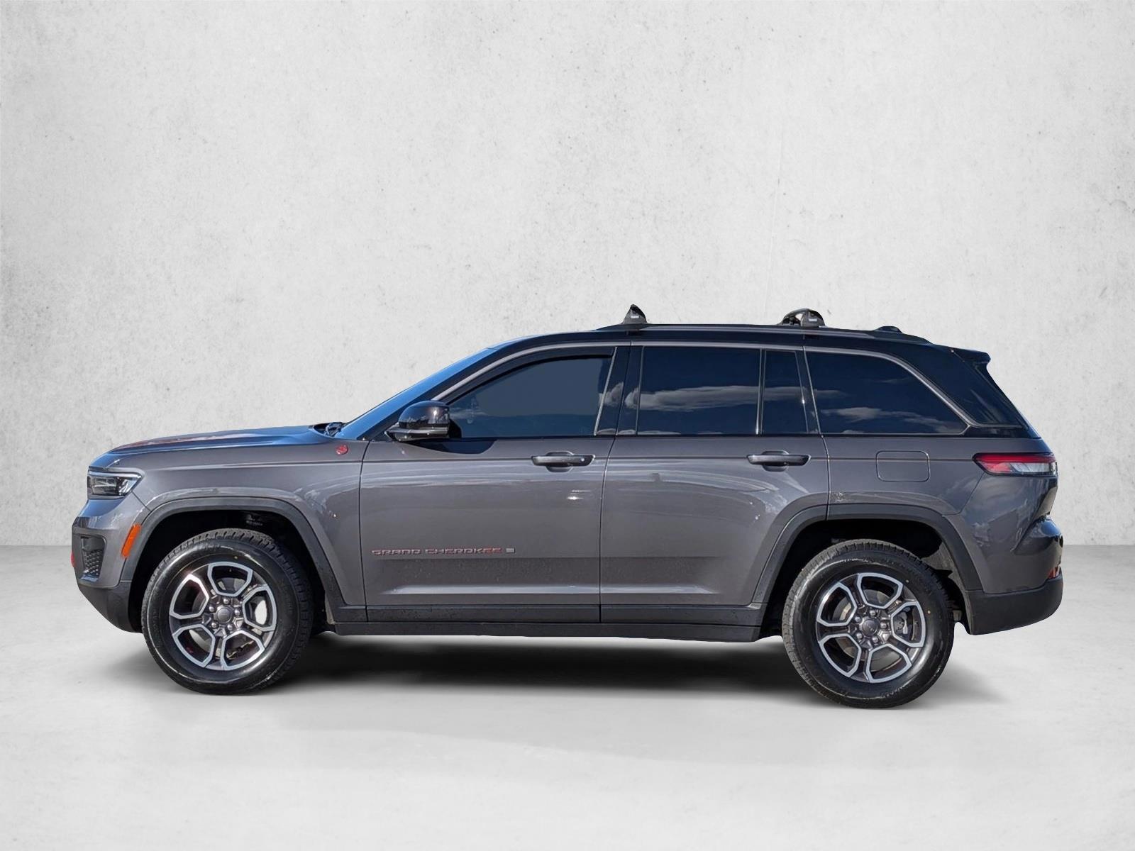 Thumbnail: 2022 Jeep Grand Cherokee - 2