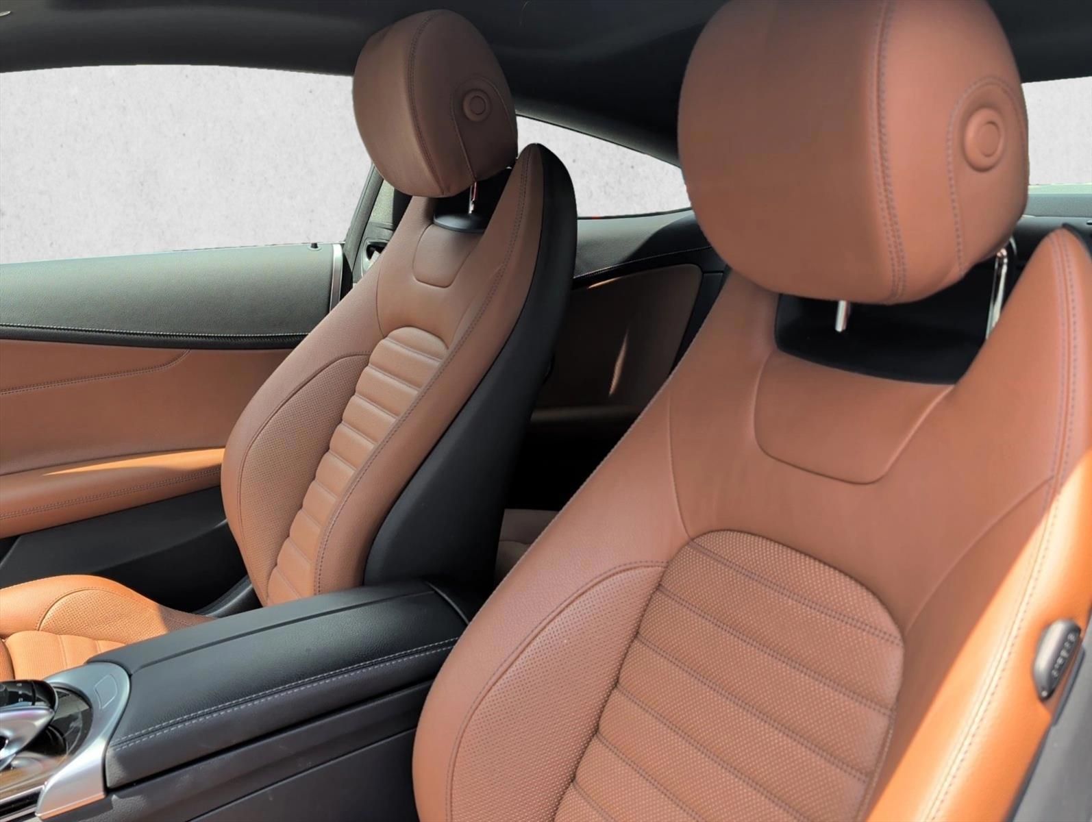 2022 Mercedes-Benz C-Class Coupe AMG C43 - Photo 11