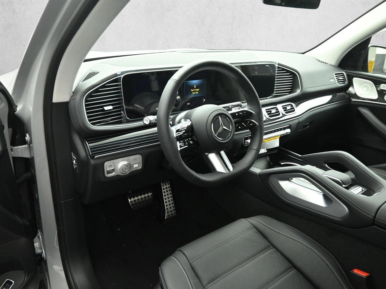 Thumbnail: 2026 Mercedes-Benz GLS - 3