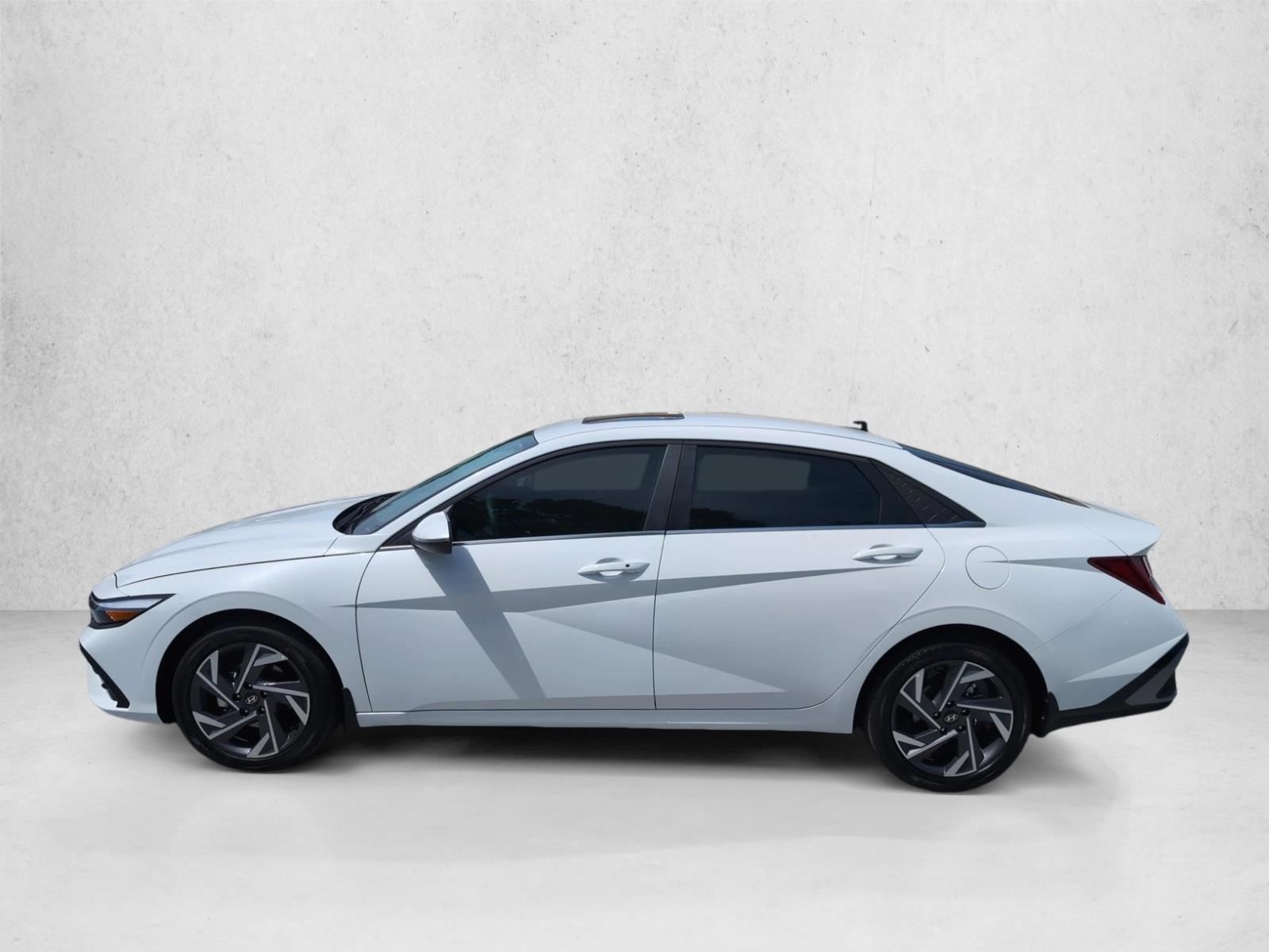 Thumbnail: 2026 Hyundai Elantra - 2