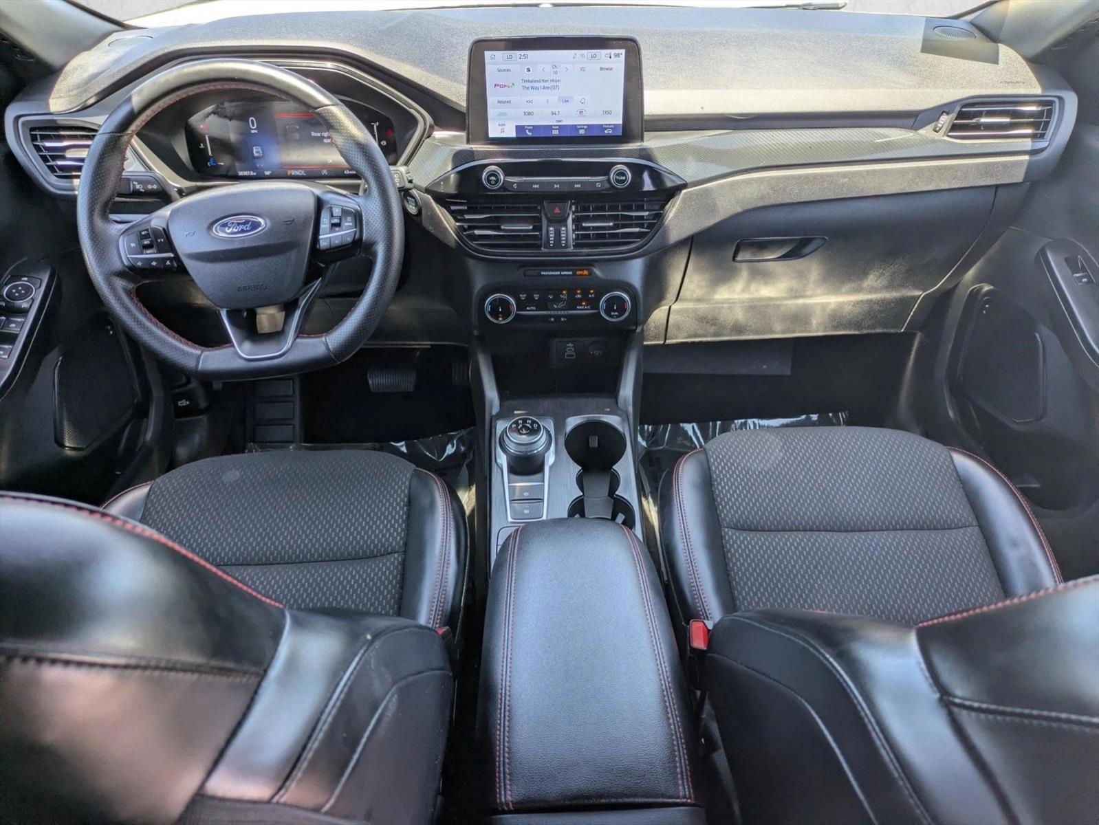 Thumbnail: 2025 Ford Escape - 4