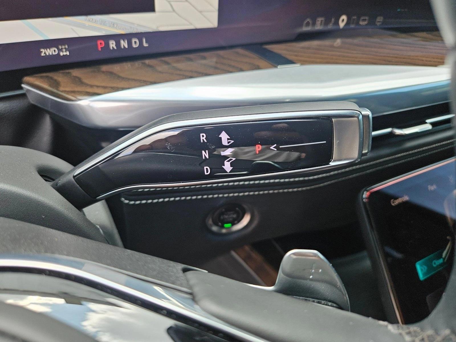 2025 Cadillac Escalade ESV Sport Platinum - Photo 22