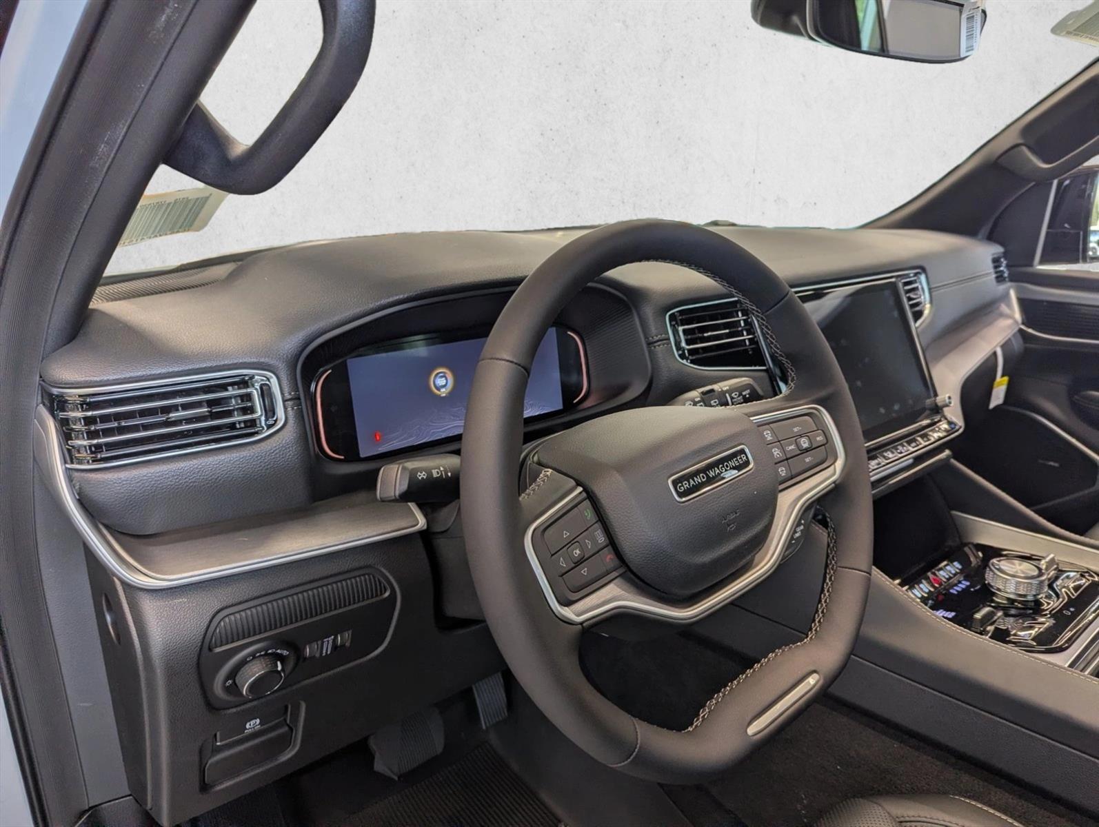 Thumbnail: 2026 Jeep Grand Wagoneer - 3