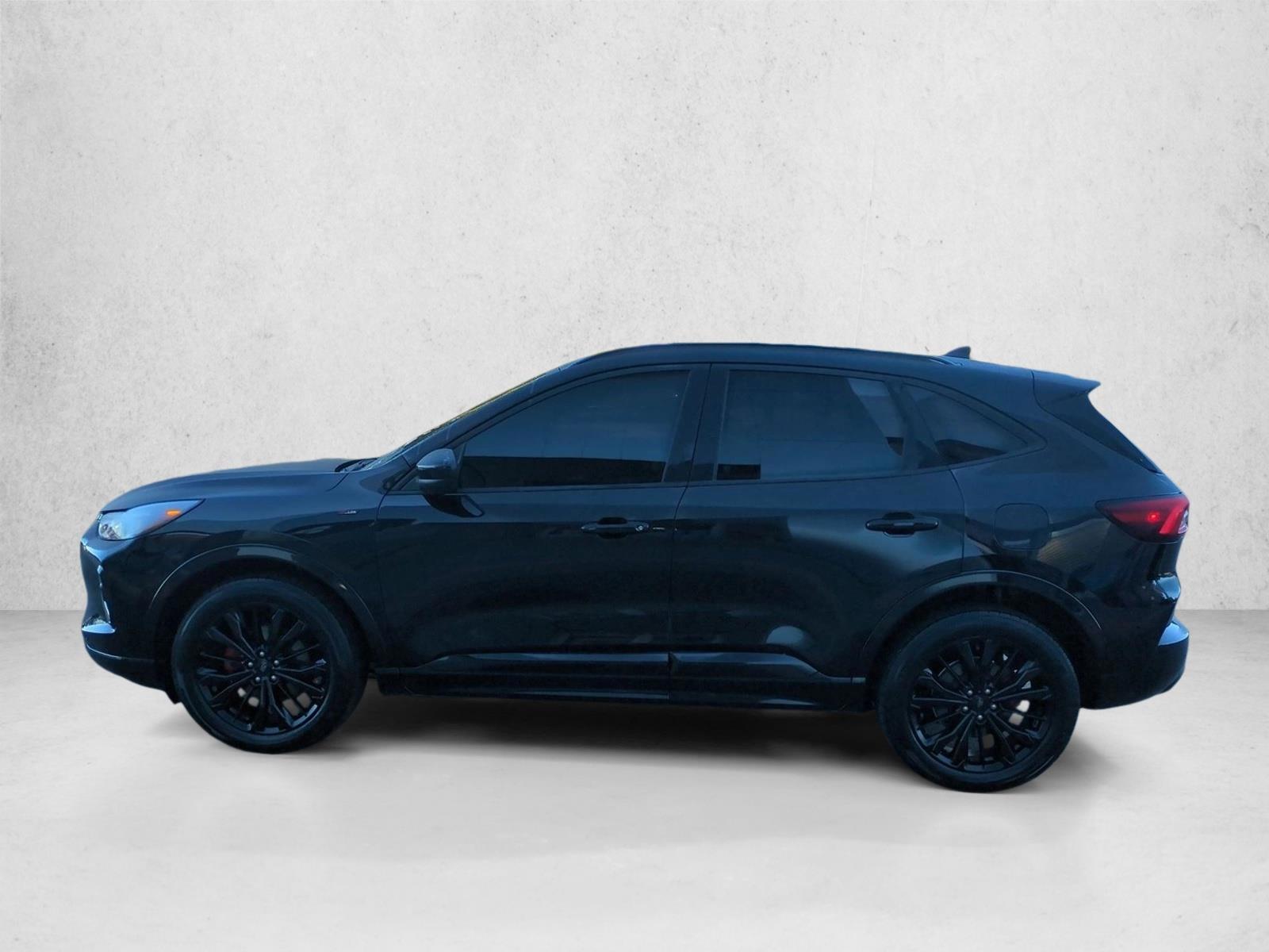 Thumbnail: 2023 Ford Escape - 2