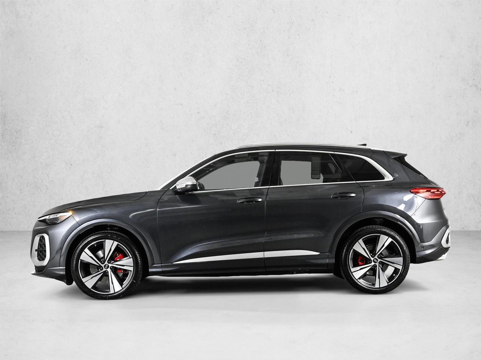 Thumbnail: 2026 Audi SQ5 - 2