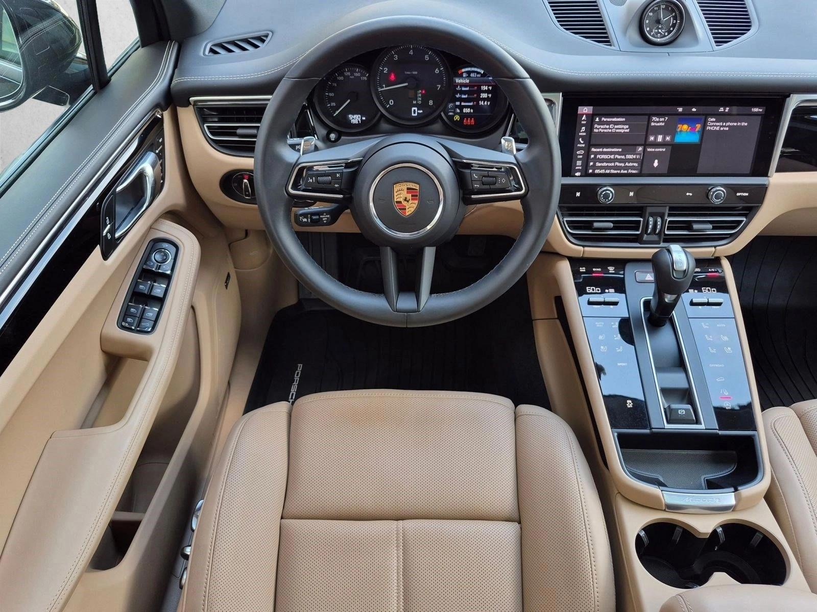 Thumbnail: 2026 Porsche Macan - 4