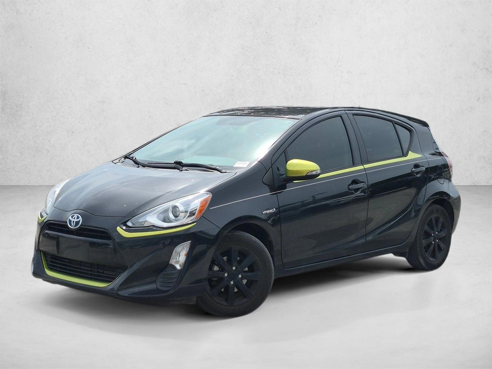2016 Toyota Prius c Persona Series
