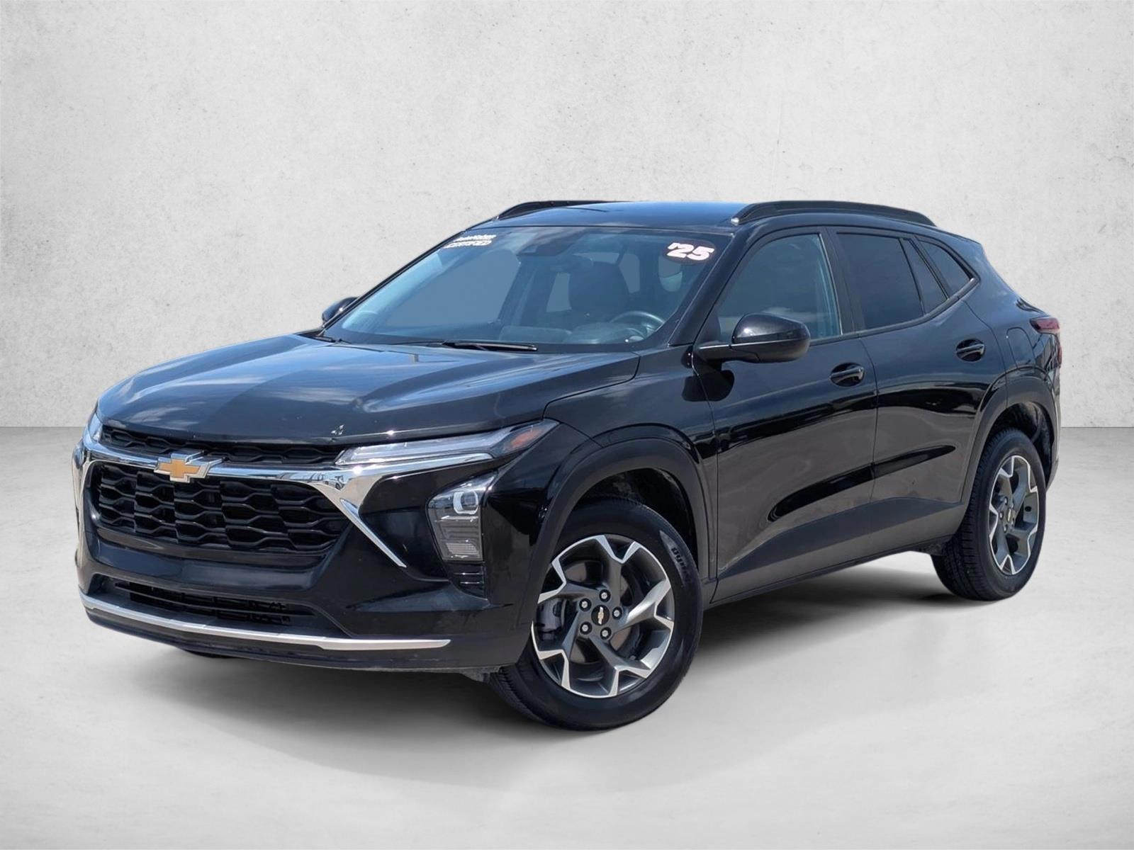 Thumbnail: 2025 Chevrolet Trax - 1