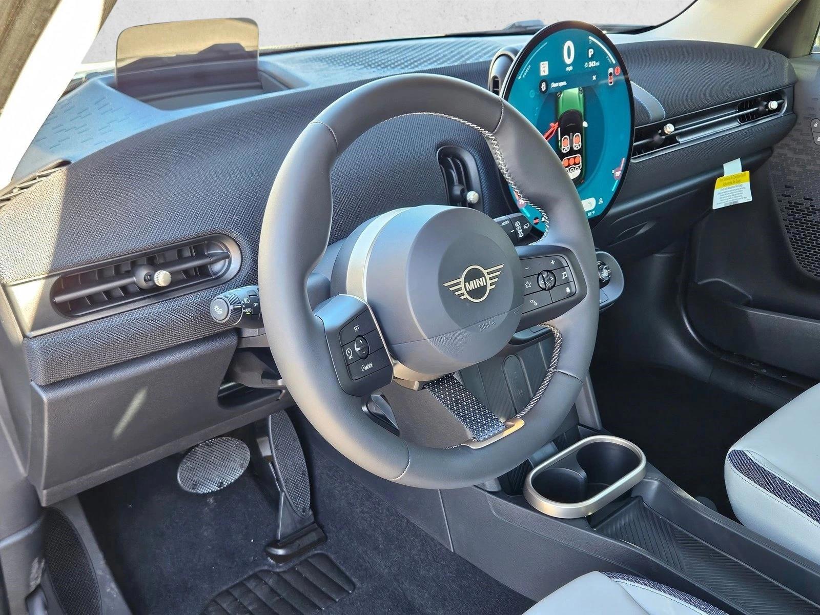 Thumbnail: 2026 MINI Cooper Hardtop - 3
