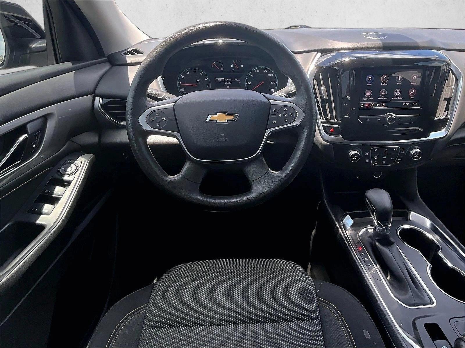 Thumbnail: 2021 Chevrolet Traverse - 3