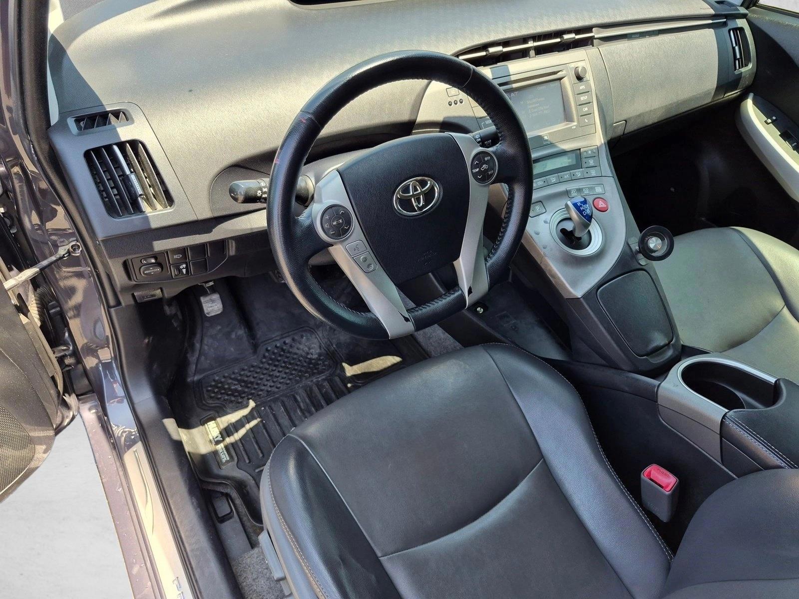 Thumbnail: 2013 Toyota Prius - 3