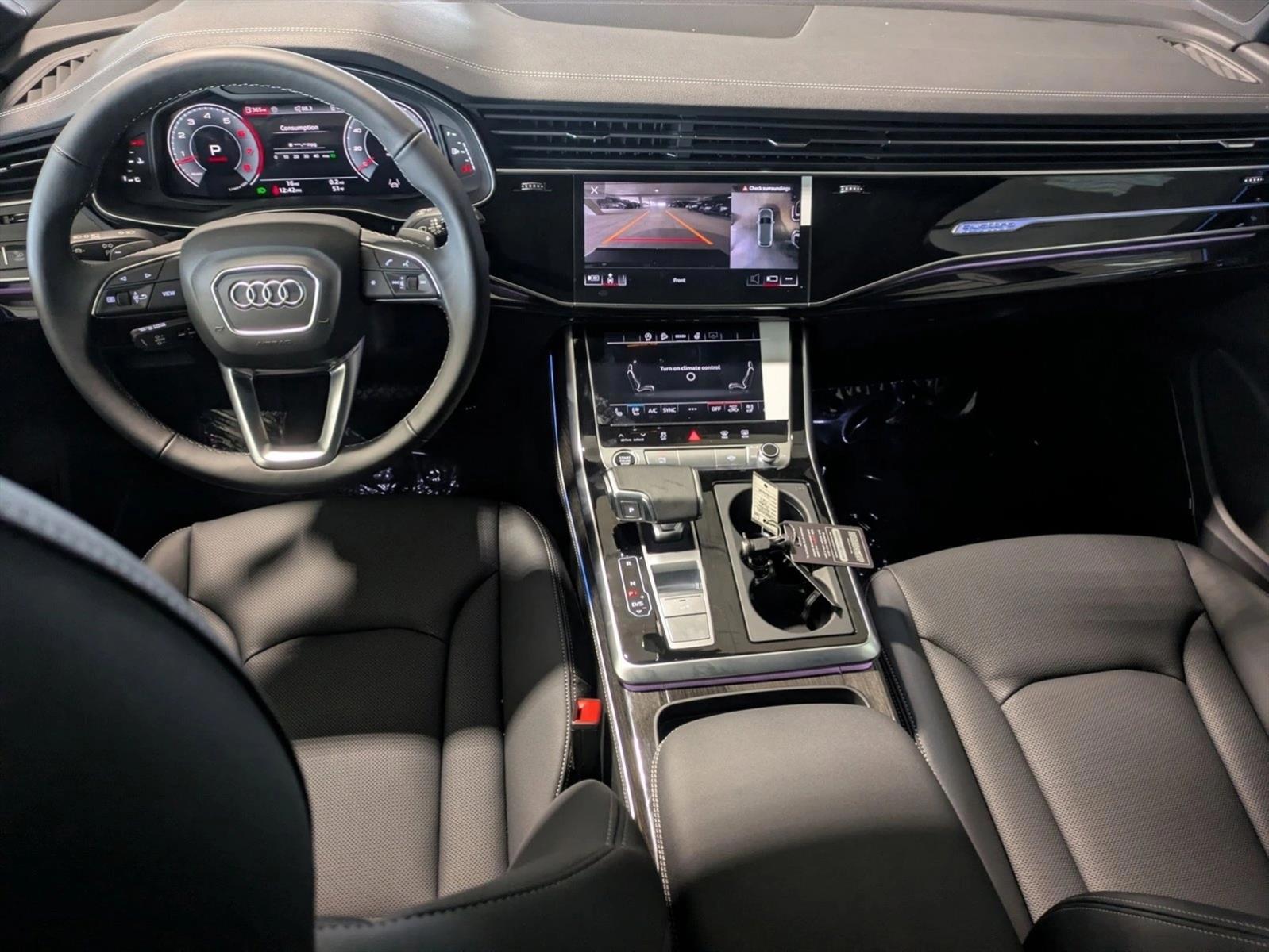Thumbnail: 2026 Audi Q7 - 4