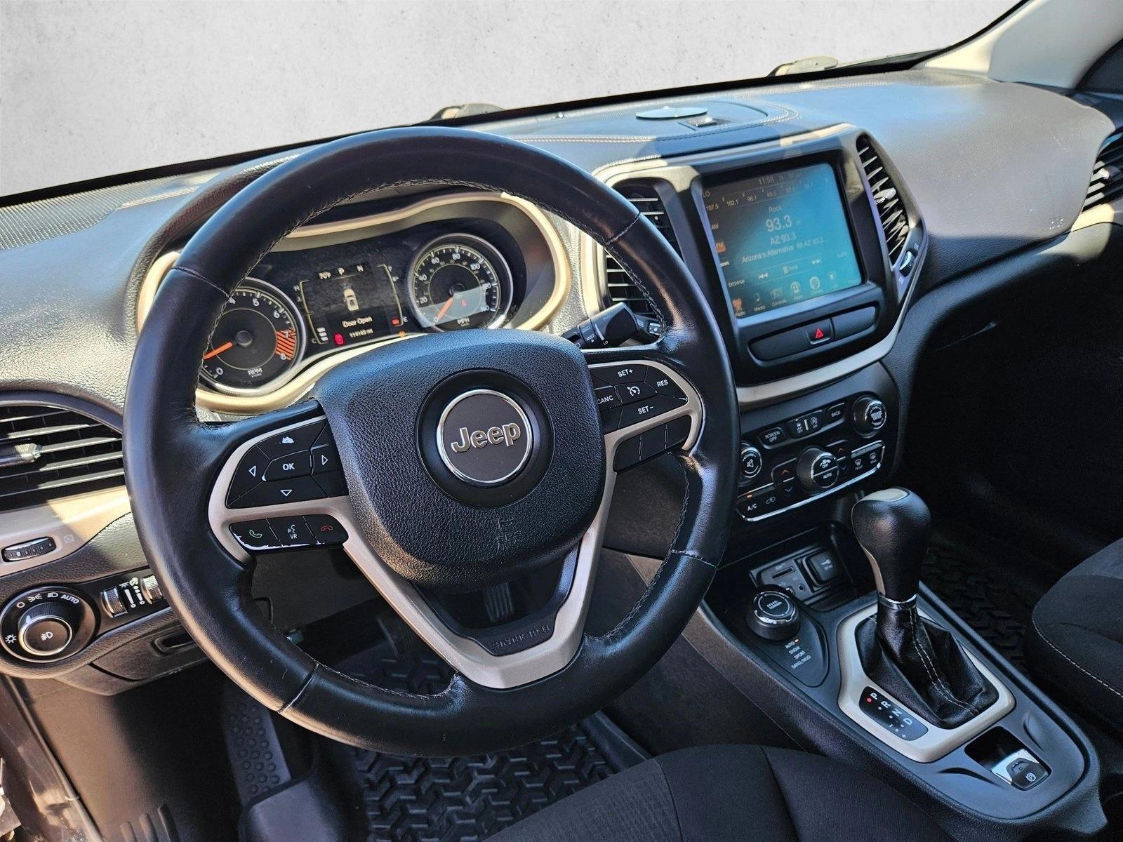 Thumbnail: 2015 Jeep Cherokee - 3