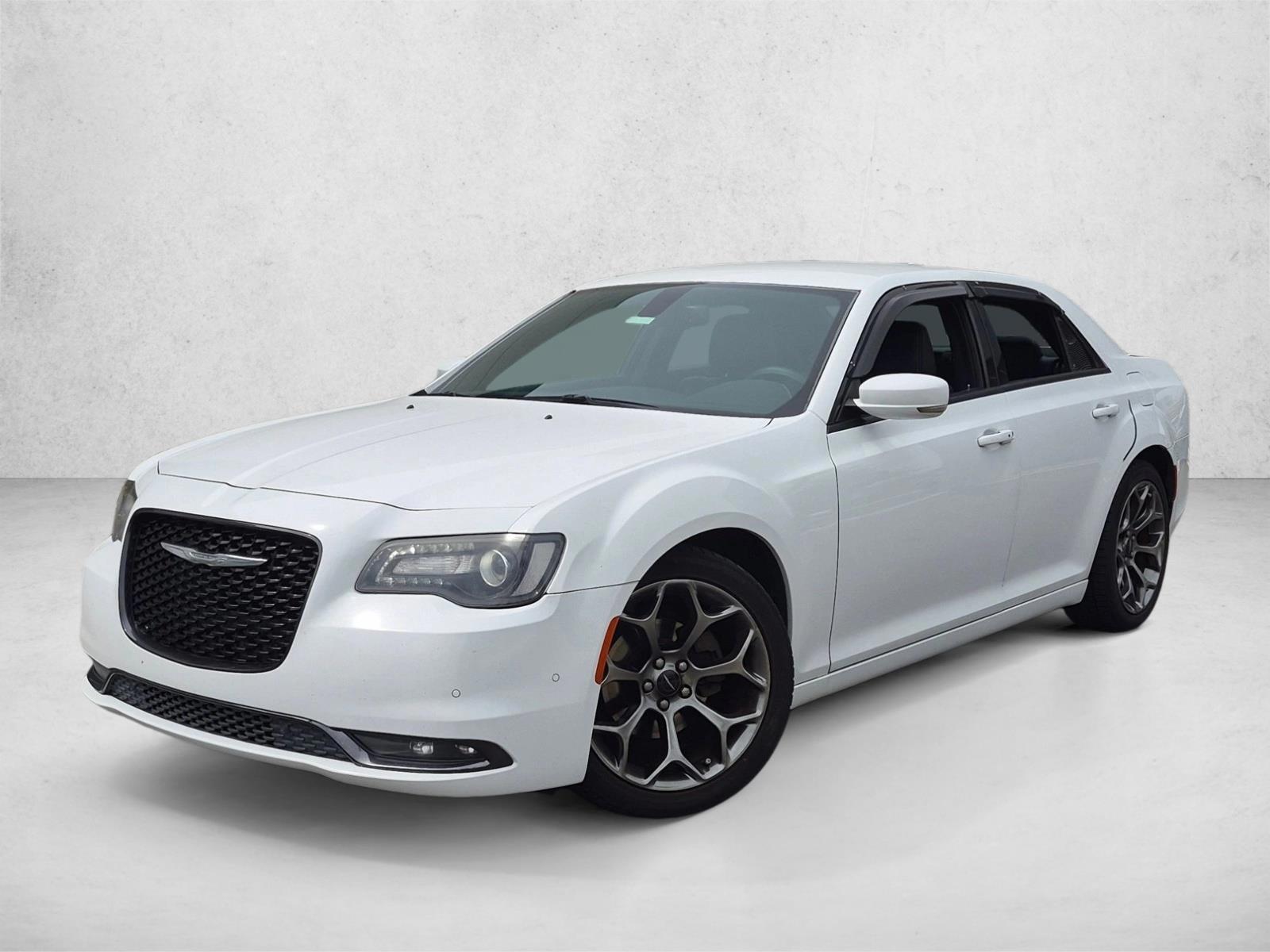 2015 Chrysler 300 S V6's photo