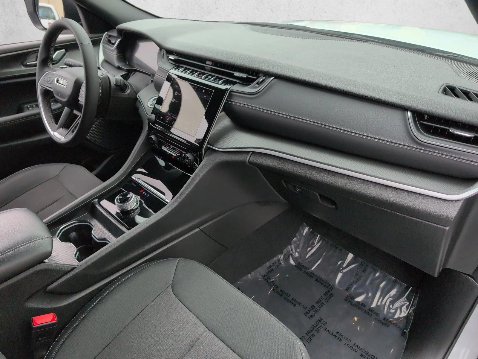 2025 Jeep Grand Cherokee L Laredo - Photo 25