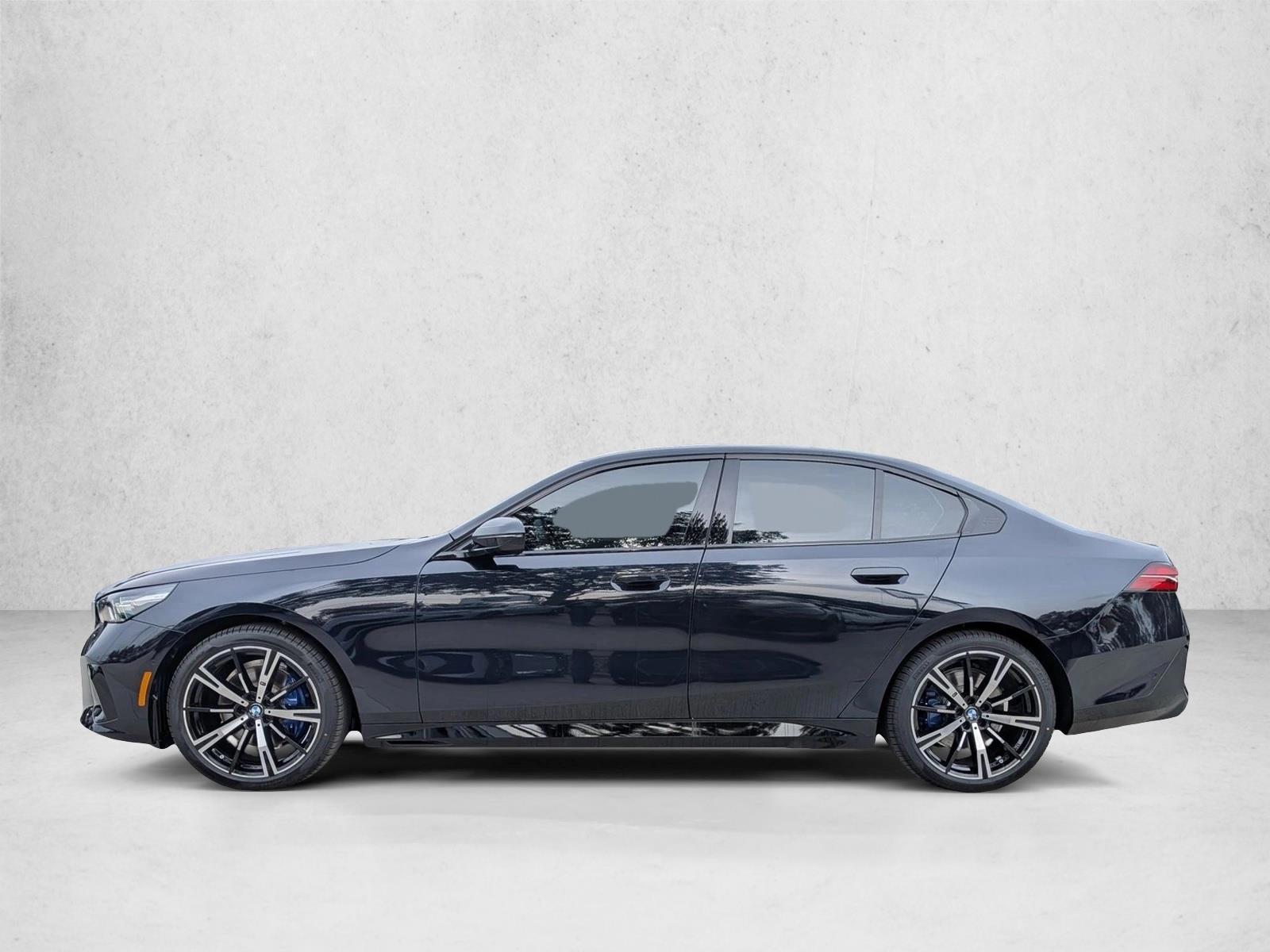 Thumbnail: 2026 BMW 5 Series - 2