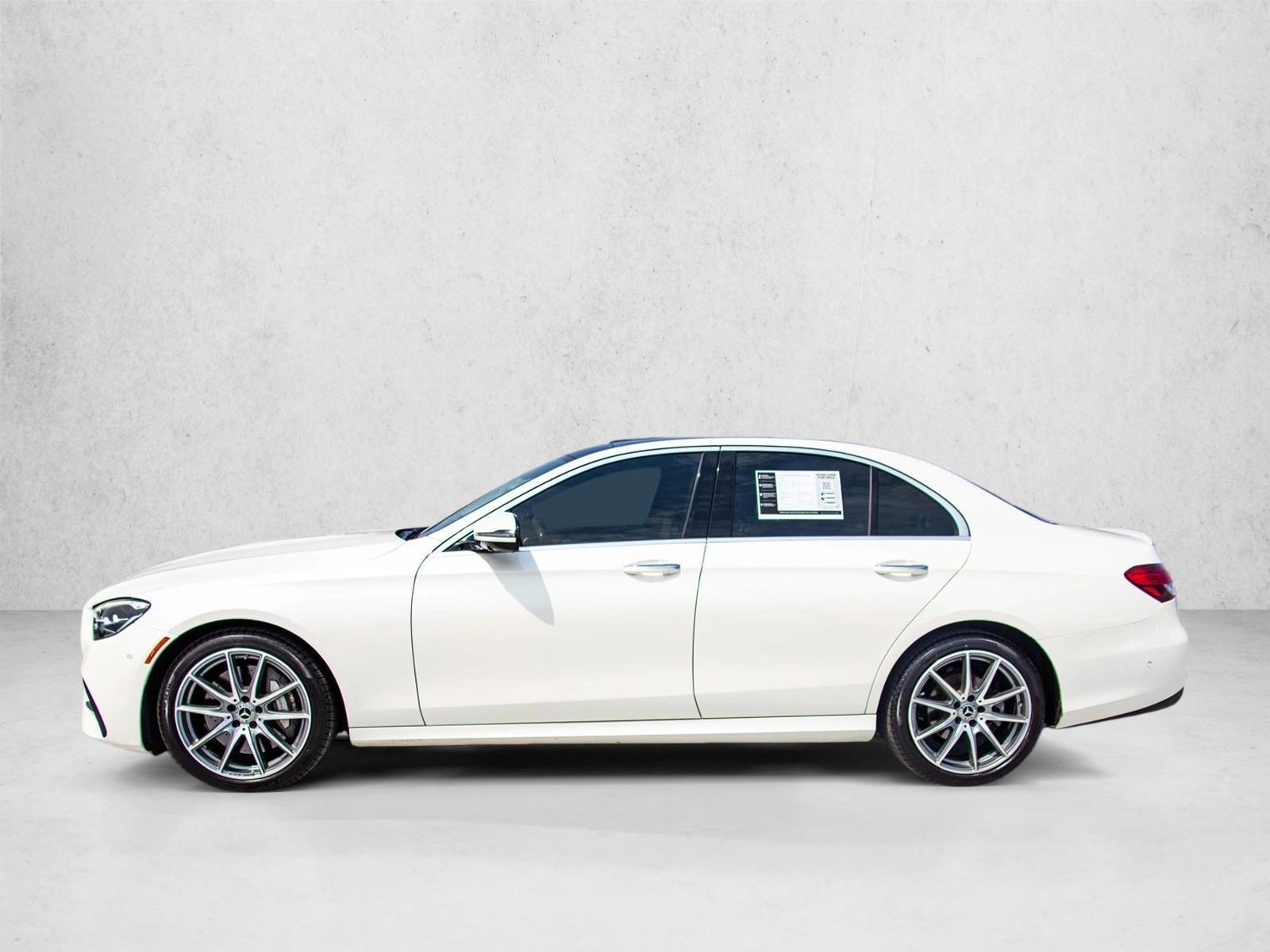 Thumbnail: 2022 Mercedes-Benz E-Class - 2