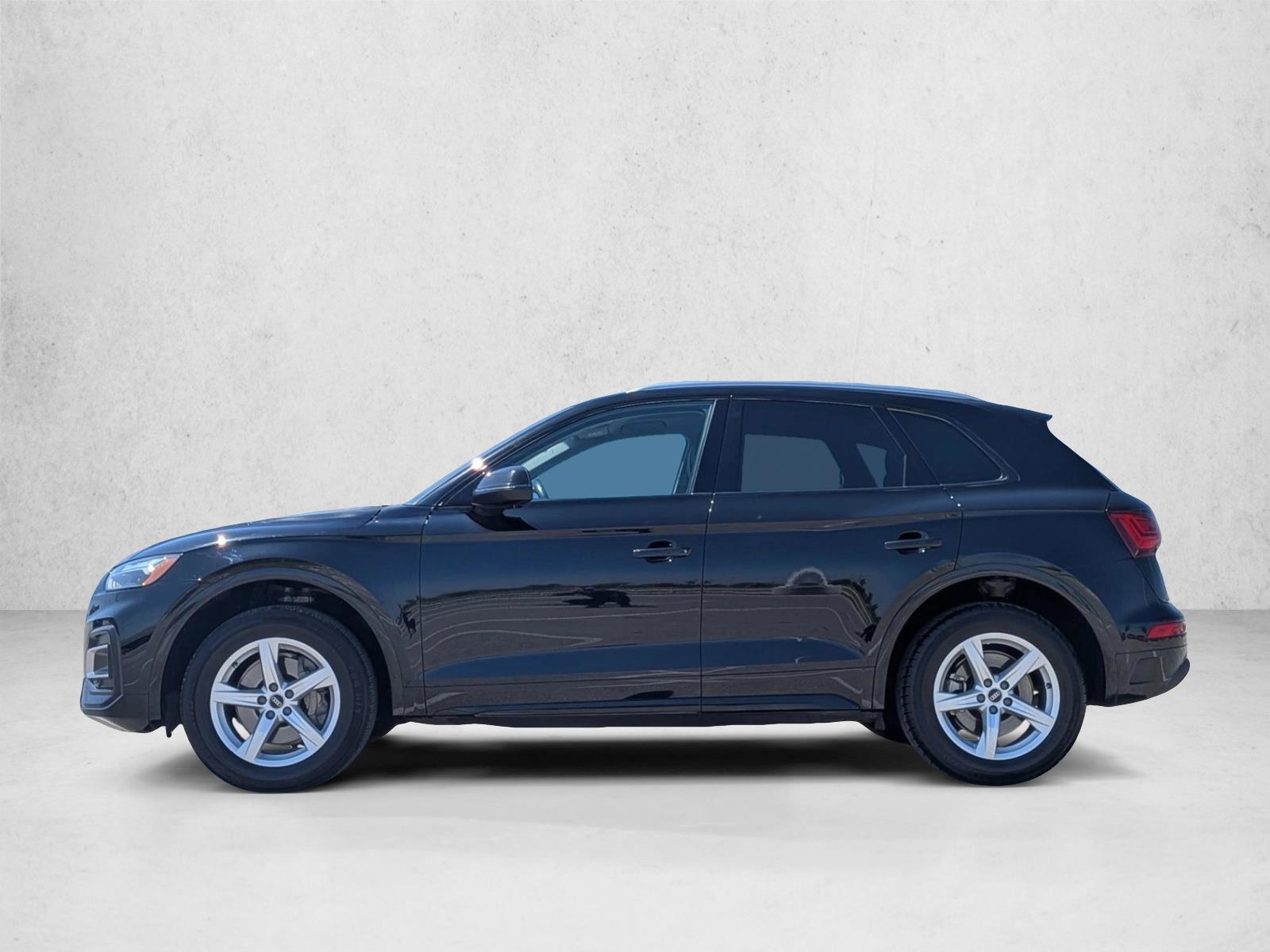 Thumbnail: 2023 Audi Q5 - 2