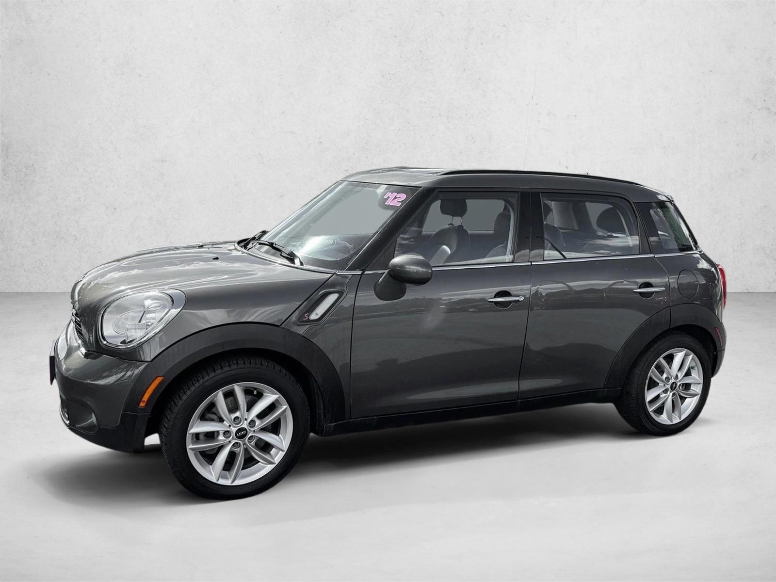 Thumbnail: 2012 MINI Cooper Countryman - 1
