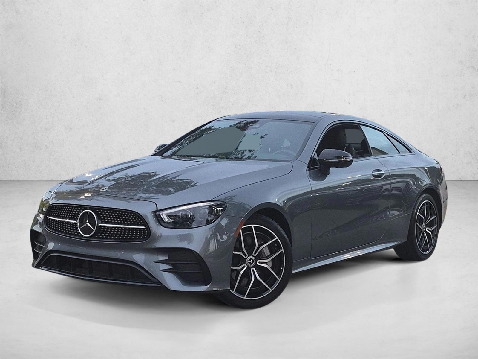 Thumbnail: 2022 Mercedes-Benz E-Class - 1