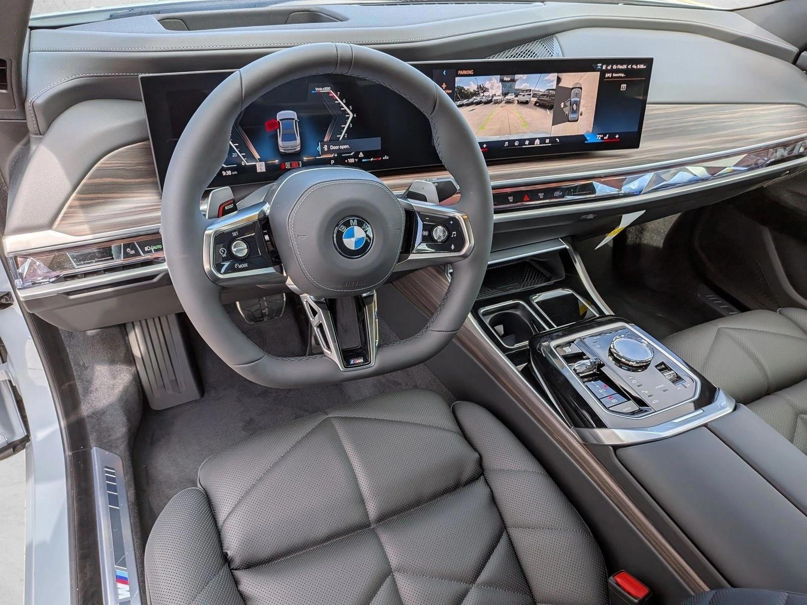 Thumbnail: 2026 BMW 7 Series - 3