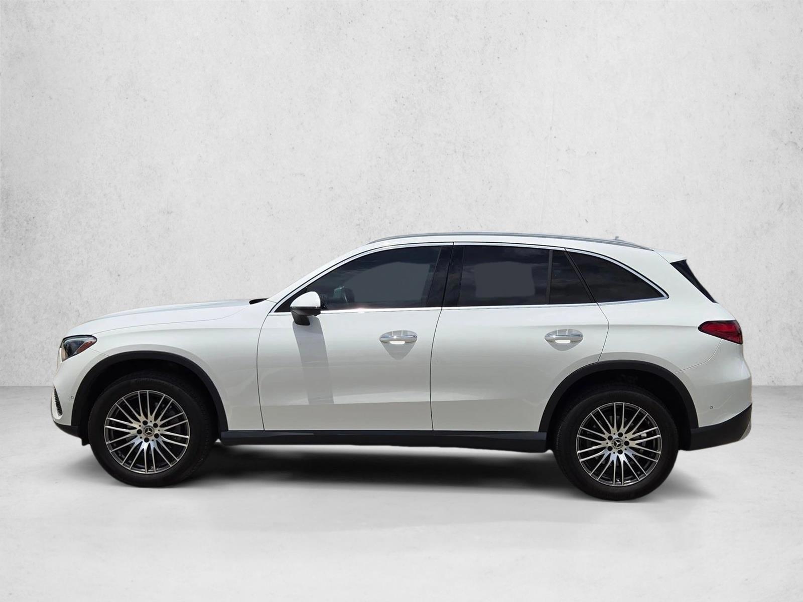 Thumbnail: 2024 Mercedes-Benz GLC - 2