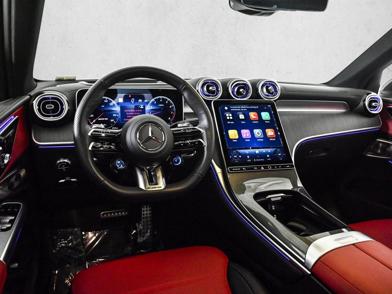 2025 Mercedes-Benz GLC