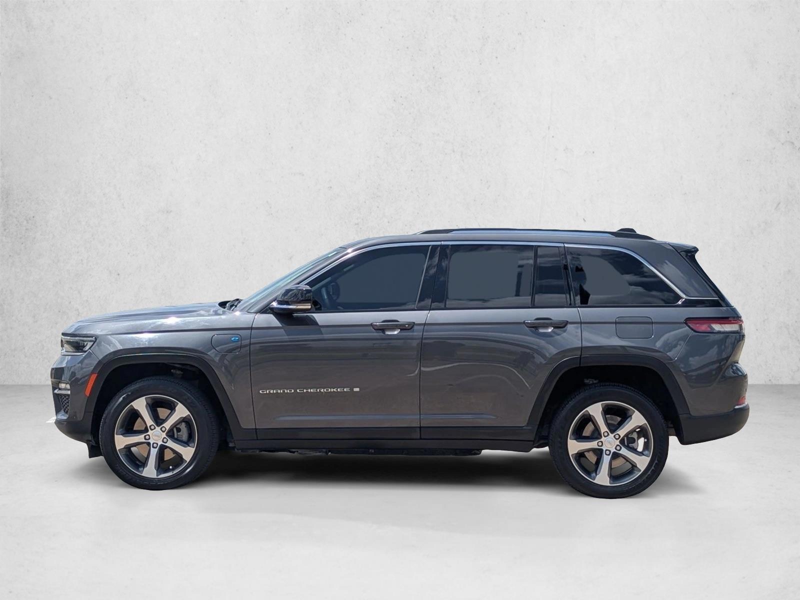 Thumbnail: 2022 Jeep Grand Cherokee - 2