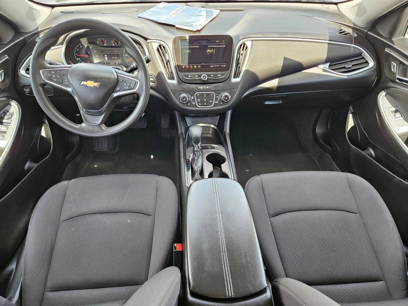 Thumbnail: 2024 Chevrolet Malibu - 4