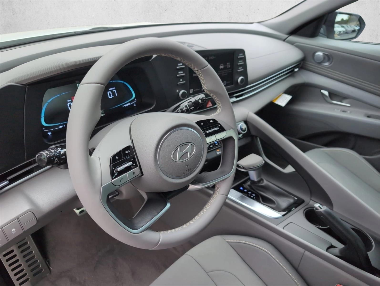 Thumbnail: 2026 Hyundai Elantra - 3