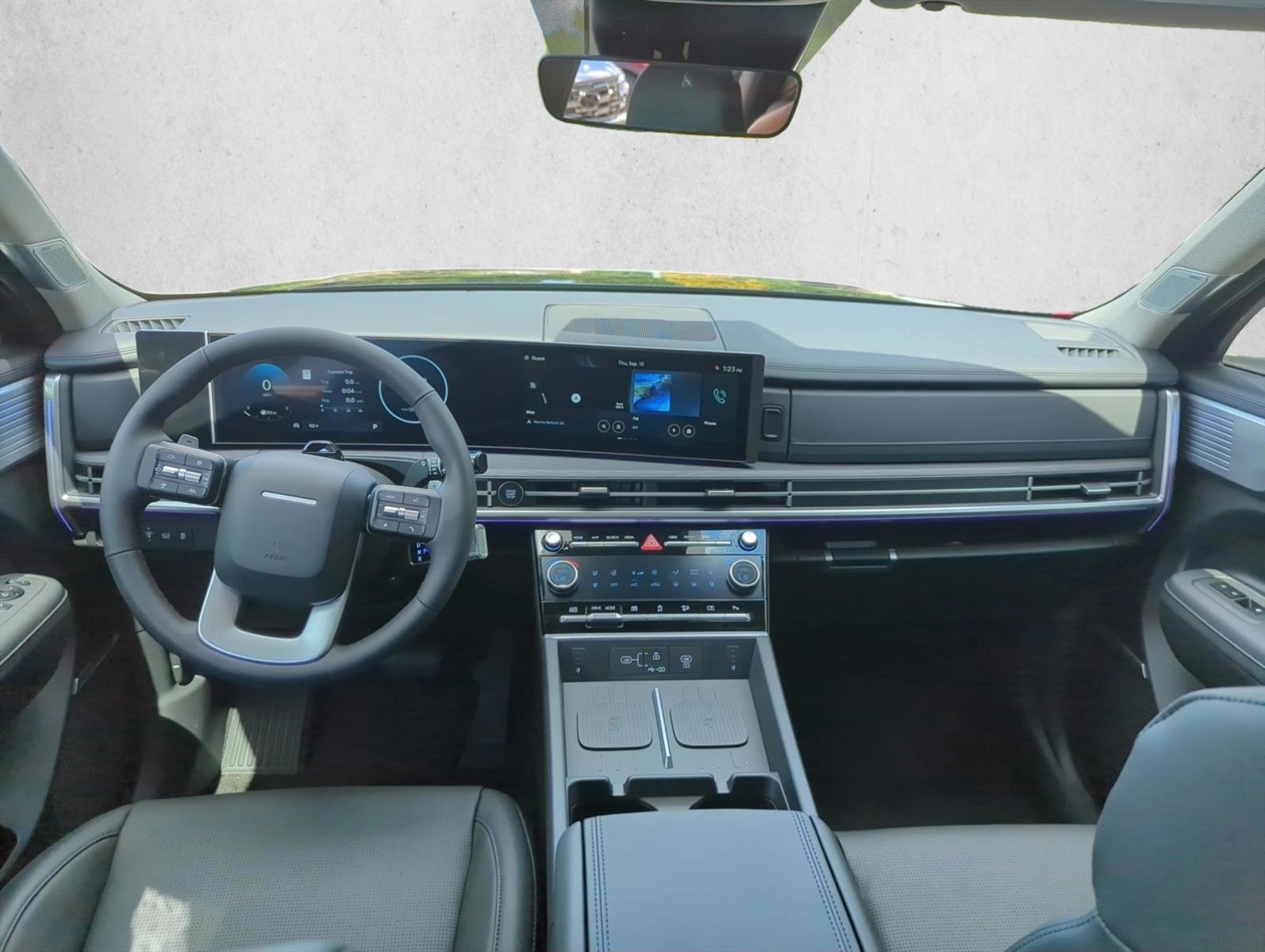 Thumbnail: 2027 Hyundai Santa Fe - 4