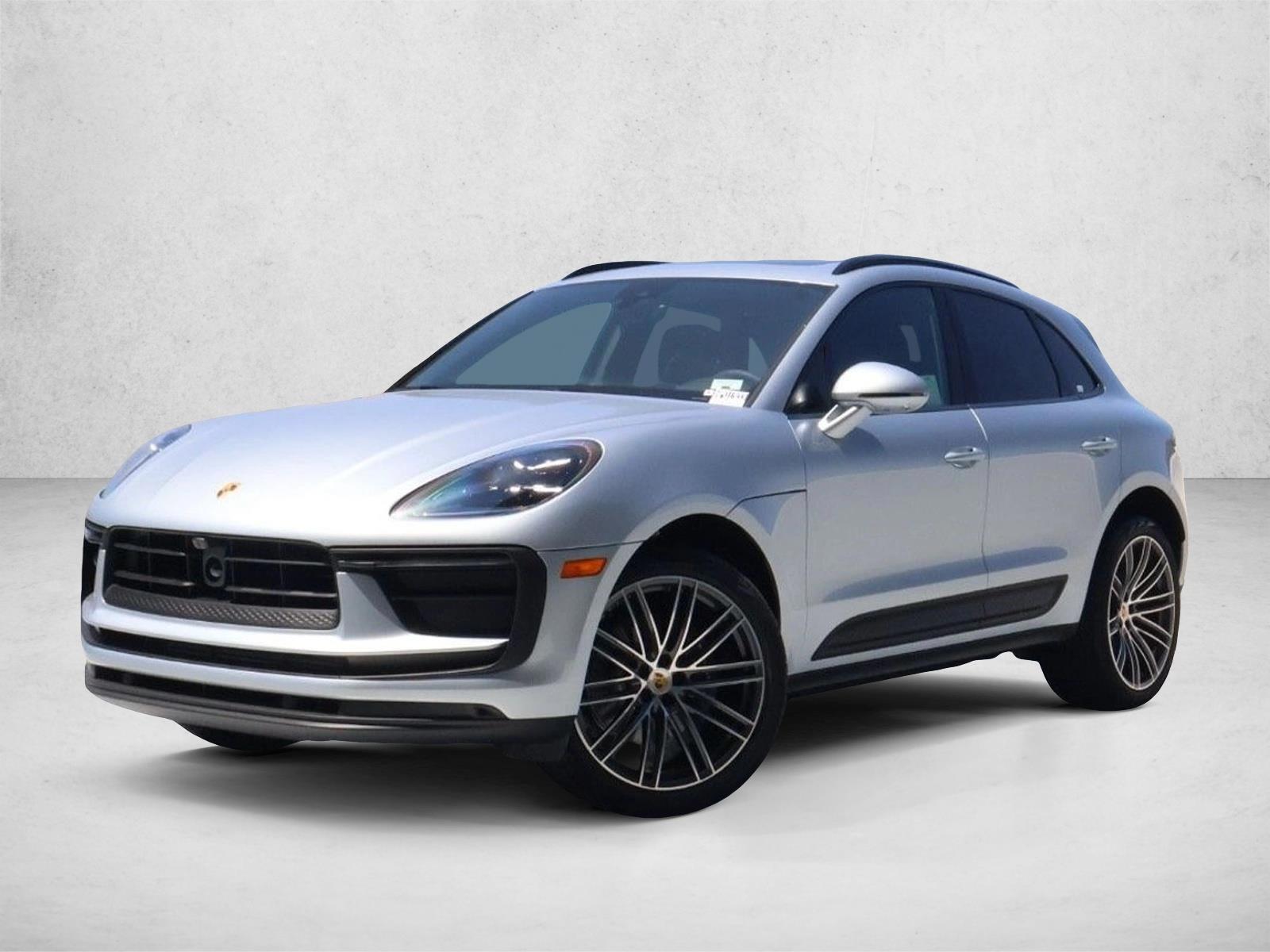 Thumbnail: 2026 Porsche Macan - 1