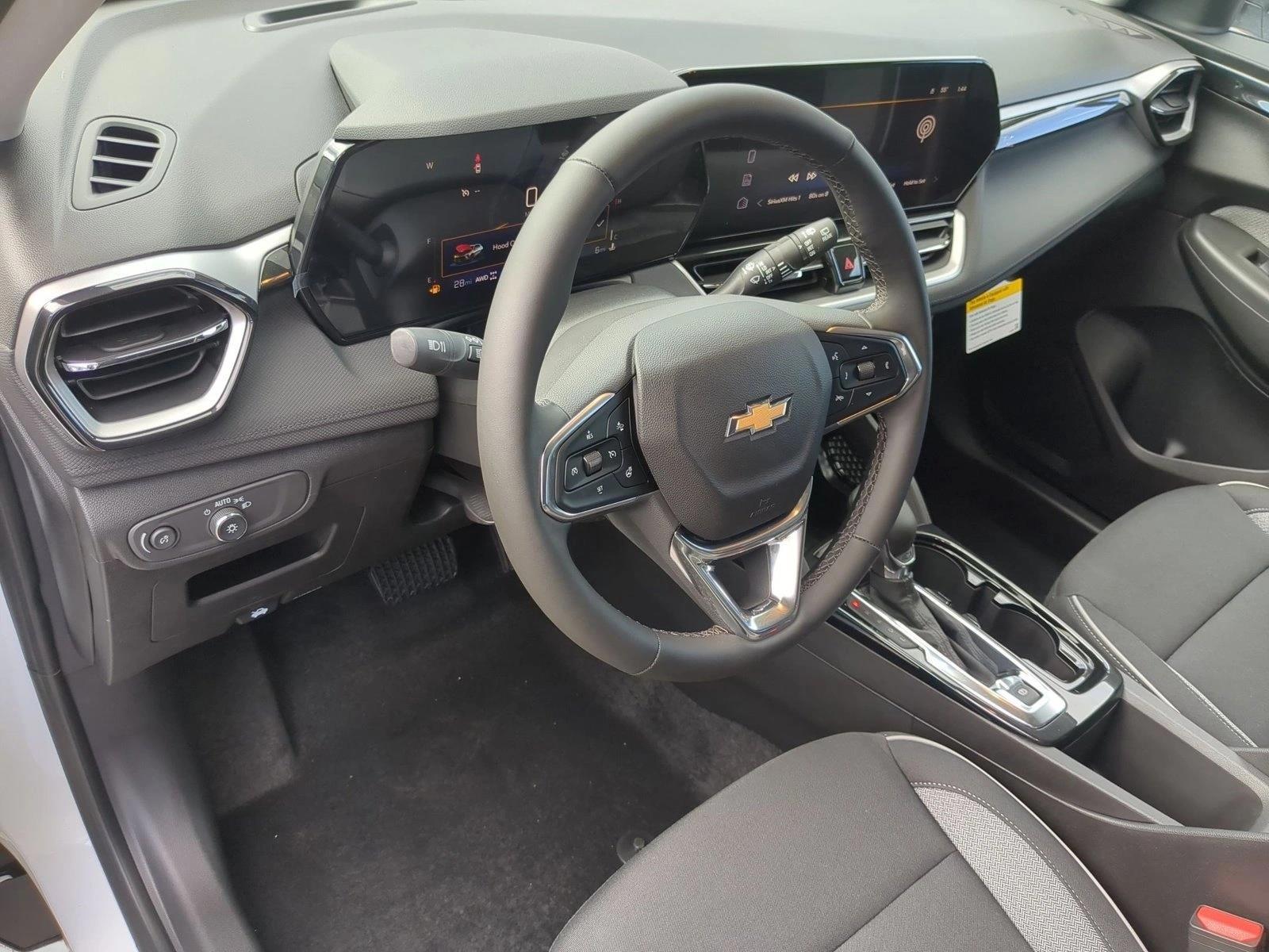 Thumbnail: 2026 Chevrolet TrailBlazer - 3