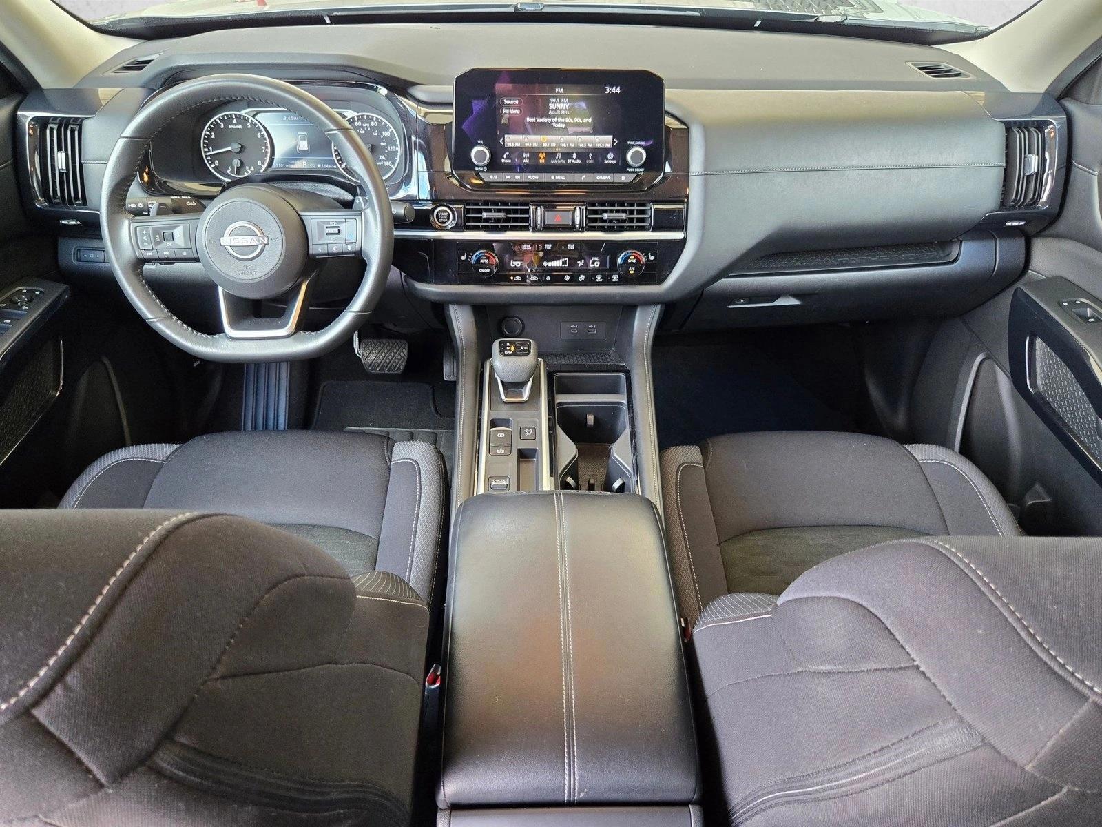 Thumbnail: 2024 Nissan Pathfinder - 4