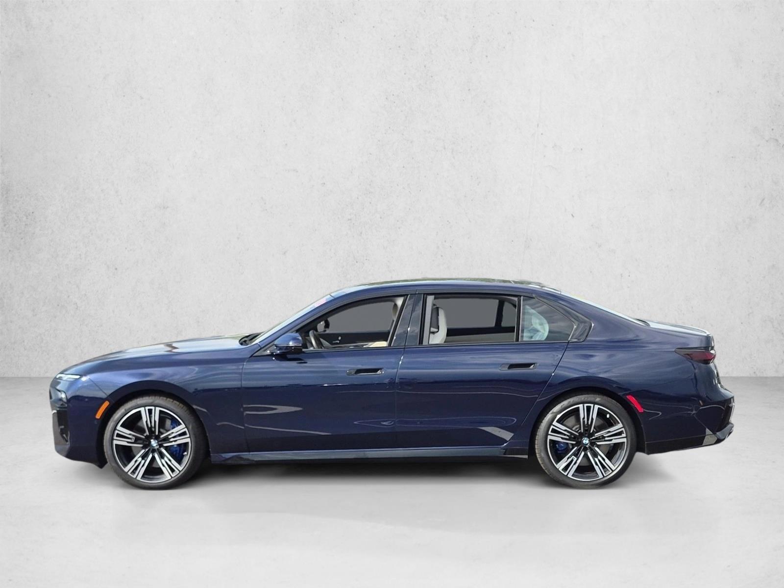 Thumbnail: 2023 BMW 7 Series - 2