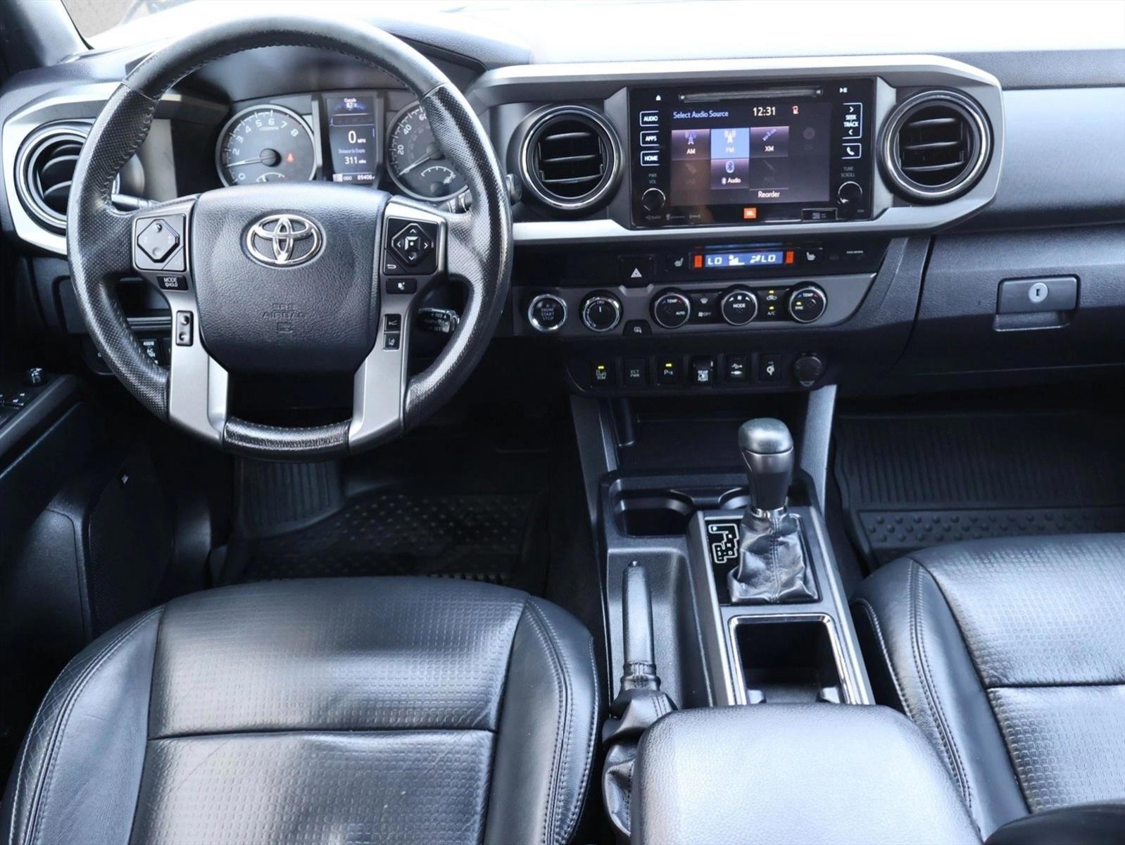 Thumbnail: 2019 Toyota Tacoma - 4