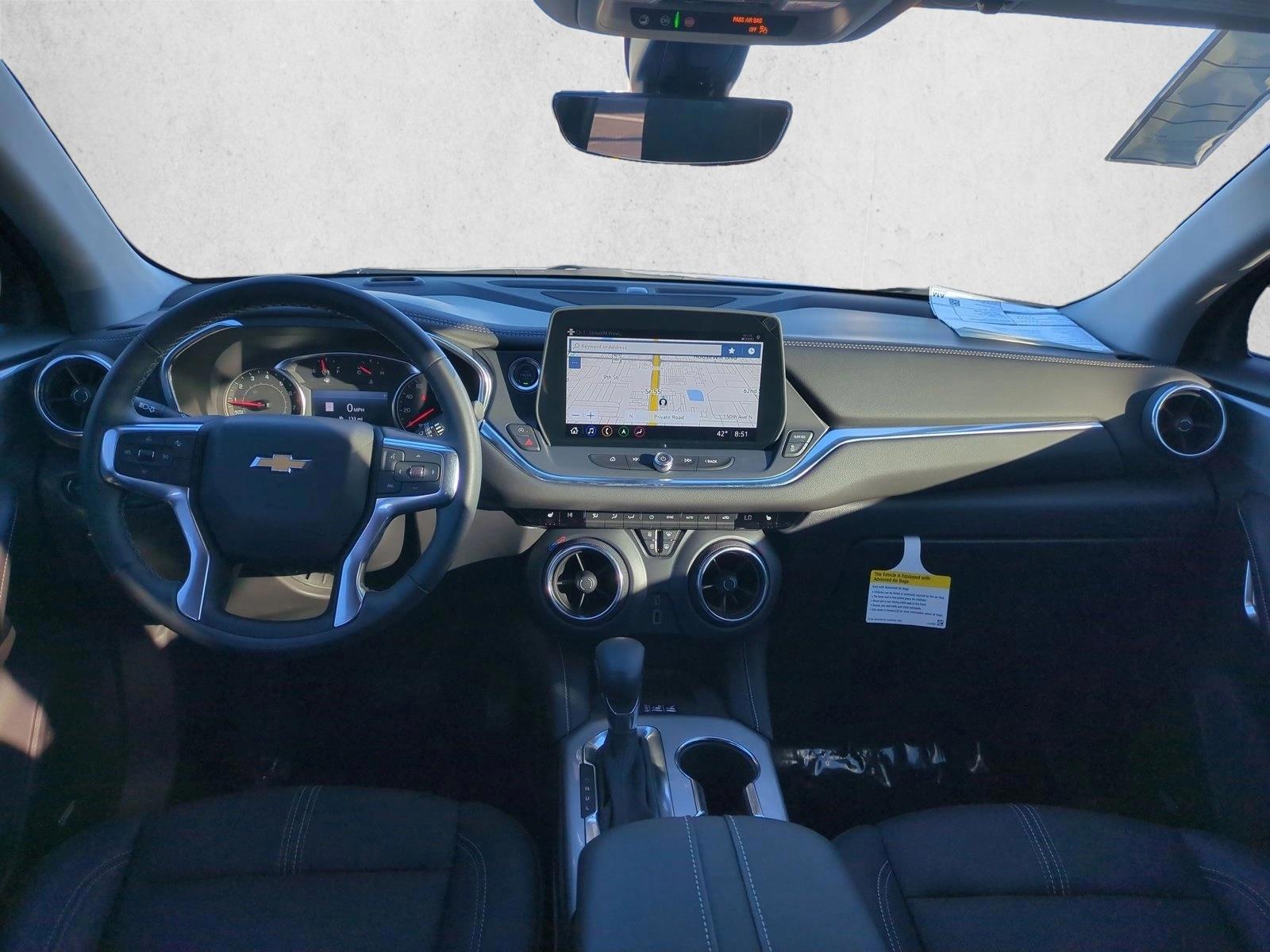 Thumbnail: 2025 Chevrolet Blazer - 3