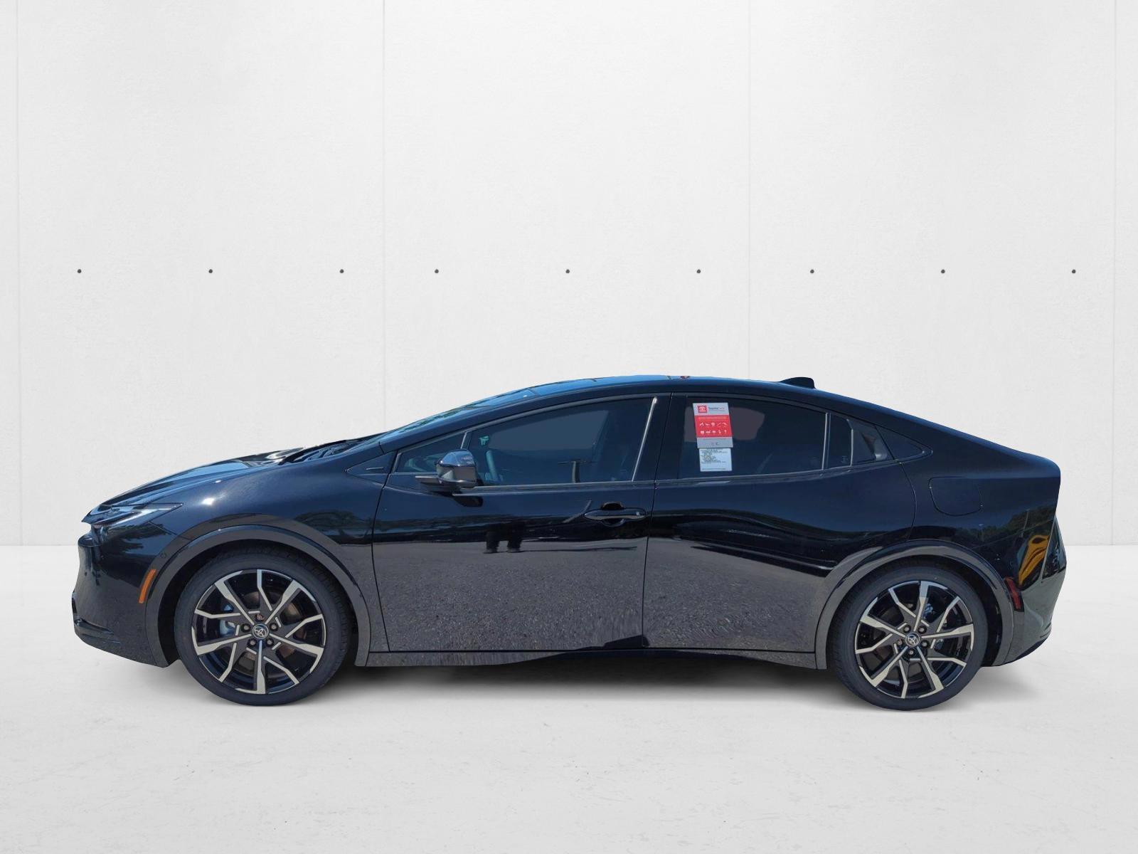 Thumbnail: 2025 Toyota Prius - 2