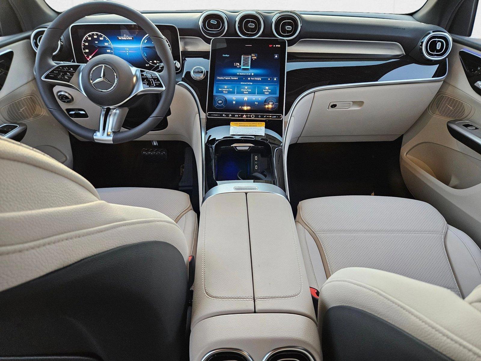 Thumbnail: 2025 Mercedes-Benz GLC - 3