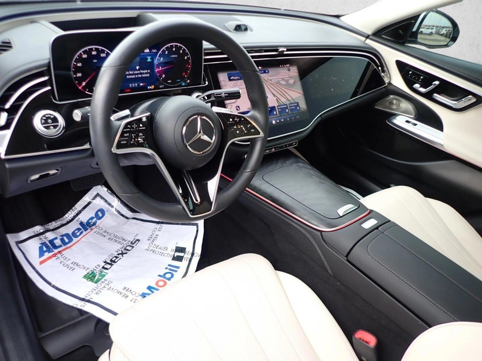 Thumbnail: 2025 Mercedes-Benz E-Class - 3