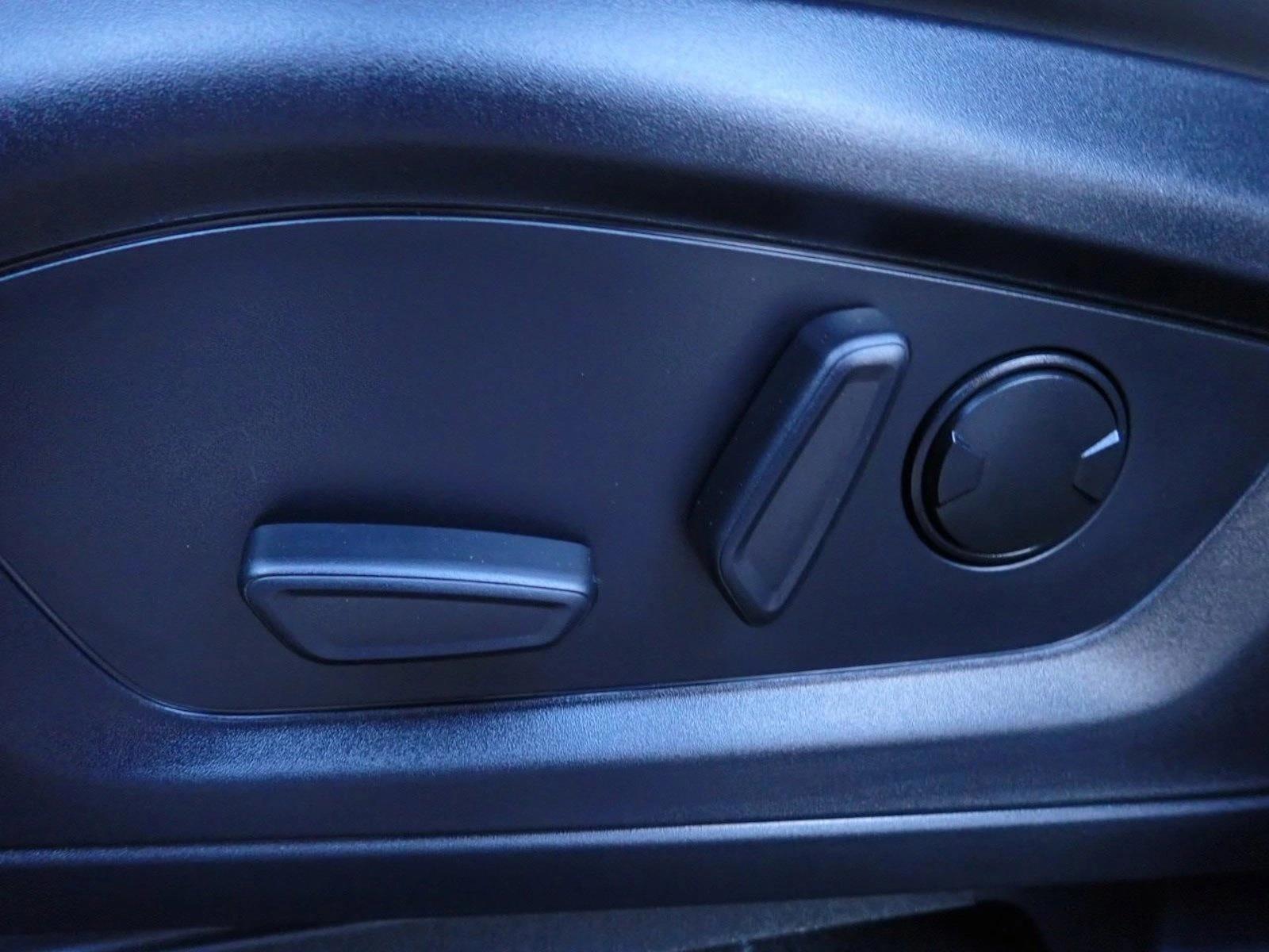 Thumbnail: 2026 Ford Explorer - 3