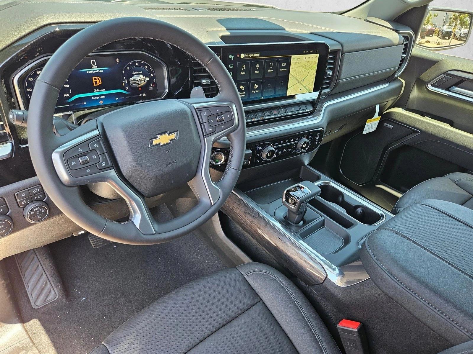 Thumbnail: 2026 Chevrolet Silverado 1500 - 3