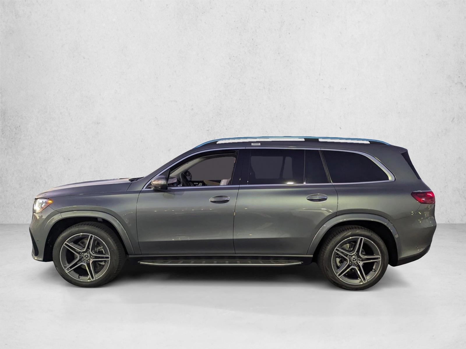 Thumbnail: 2026 Mercedes-Benz GLS - 2