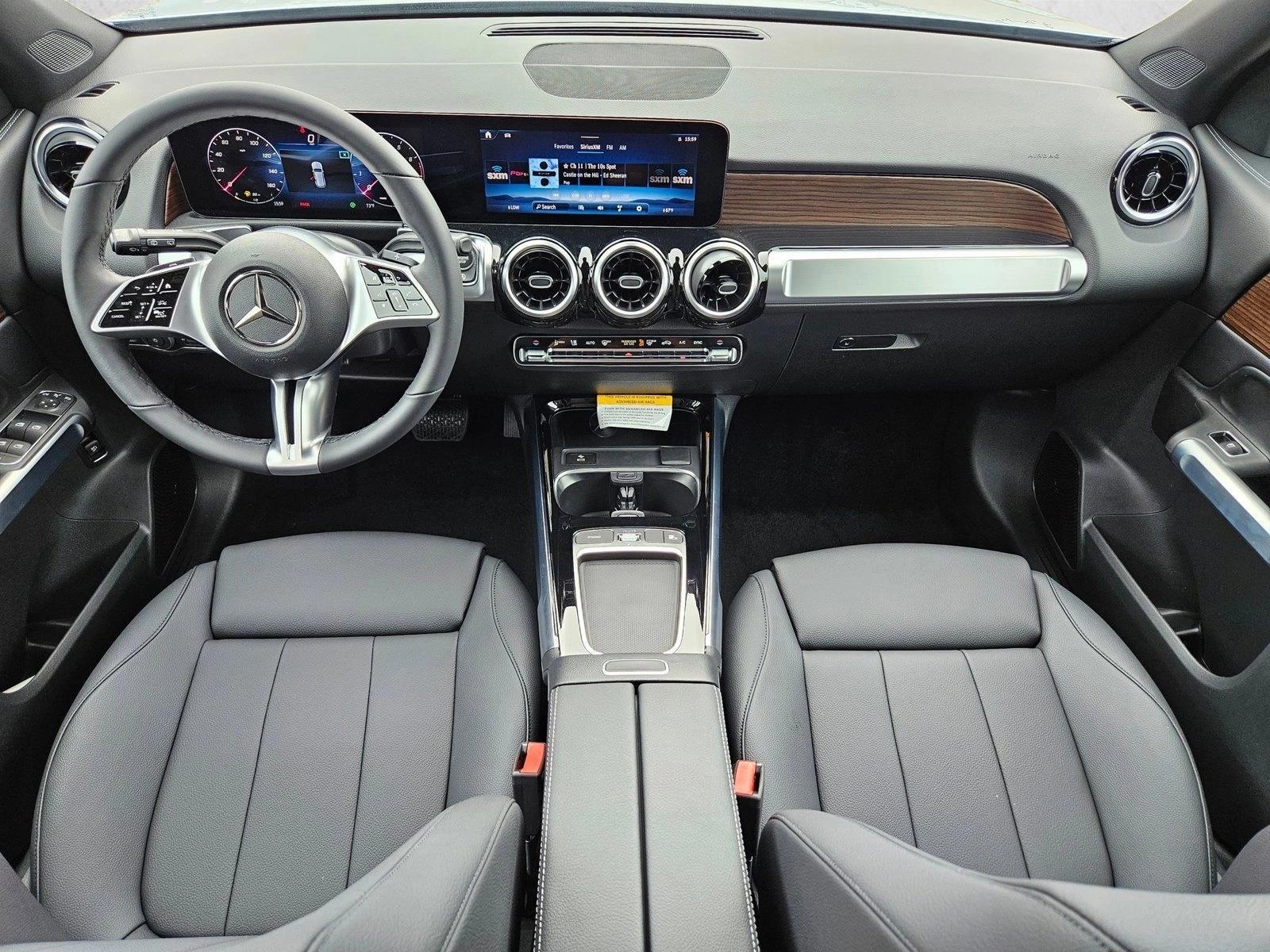 Thumbnail: 2026 Mercedes-Benz GLB - 3