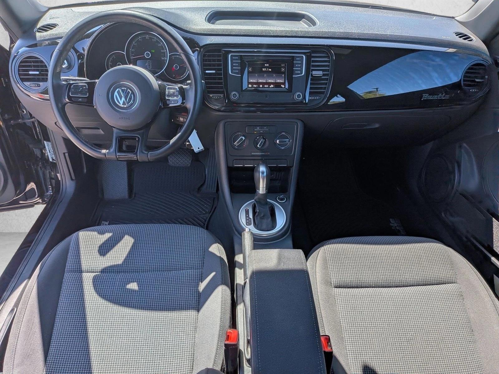 2018 Volkswagen Beetle Coast - Photo 16