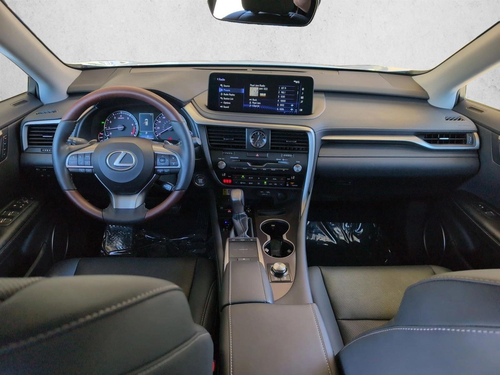 Thumbnail: 2021 Lexus RX - 4