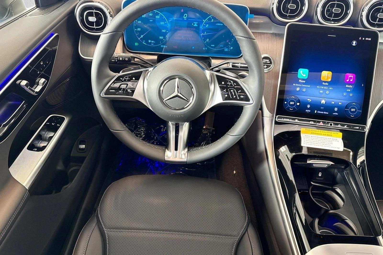 Thumbnail: 2026 Mercedes-Benz GLC - 3