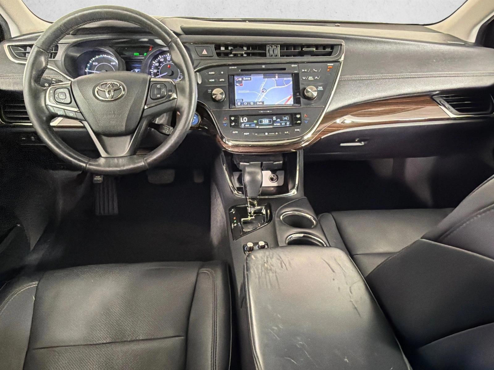 Thumbnail: 2015 Toyota Avalon - 3