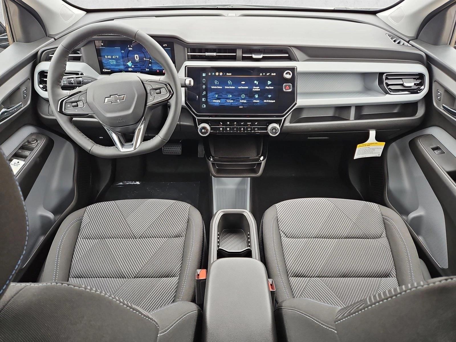 Thumbnail: 2027 Chevrolet Bolt EV - 4