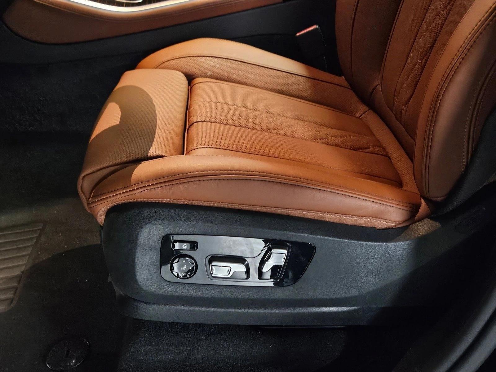 Thumbnail: 2026 BMW X5 - 5